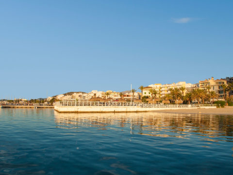 Page 42 - Daina - 01