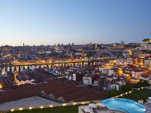 view_of_porto3_134969004958b00e571e7bf