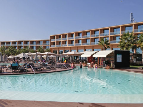 21 VidaMar Resort Hotel Algarve - Wet Swim Up Bar
