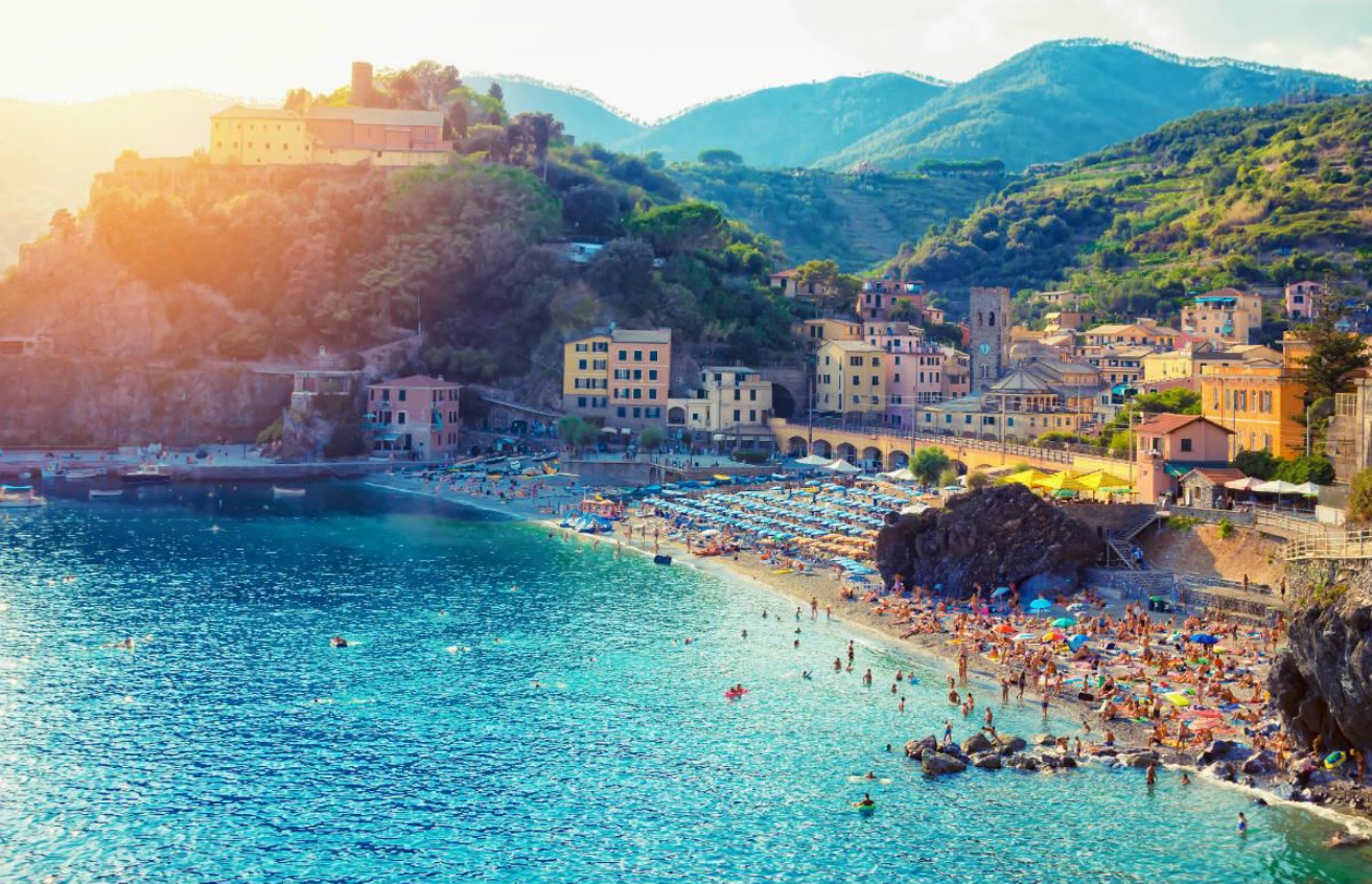 Train Tour Genoa & Cinque Terre • Castaways